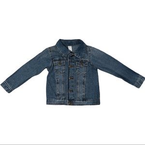 Carter’s kids unworn Jean Jacket. Size is 5